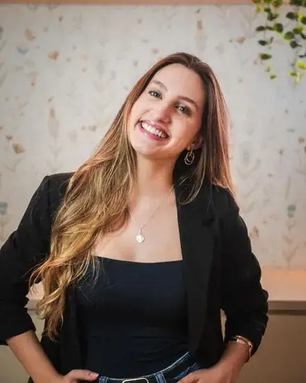 Mariana Souza na clínica